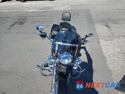 Piąte zdjęcie samochodu w środku: 2002 HARLEY-DAVIDSON FLSTCI VIN:1HD1BWB382Y054884 - miniatura