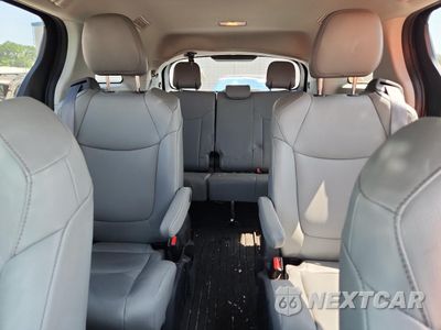 Zdjęcie 10 z 14 samochodu: 2023 TOYOTA SIENNA XLE VIN:5TDJRKEC2PS166973 - miniatura