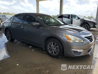 Czwarte zdjęcie samochodu z boku: 2015 NISSAN ALTIMA 2.5 VIN:1N4AL3AP8FN918346 - miniatura