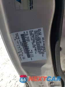 Zdjęcie 12 z 12 samochodu: 2007 LINCOLN TOWN CAR SIGNATURE LIMITED VIN:1LNHM82V67Y626240 - miniatura