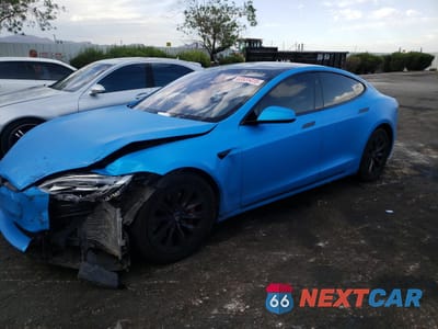 2019 TESLA MODEL S 5YJSA1E47KF331329 - główne zdjęcie licytacji z USA - miniatura