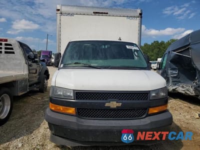 Piąte zdjęcie samochodu w środku: 2020 CHEVROLET EXPRESS G3500 VIN:1HA3GTCG9LN007714 - miniatura