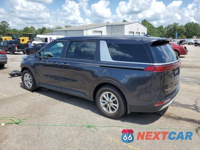 Drugie zdjęcie samochodu z przodu: 2023 KIA CARNIVAL LX VIN:KNDNB4H33P6260468 - miniatura