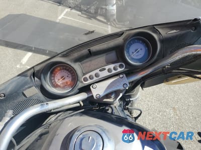 Zdjęcie 7 z 9 samochodu: 2000 HONDA GL1500 CF VIN:1HFSC4108YA100302 - miniatura