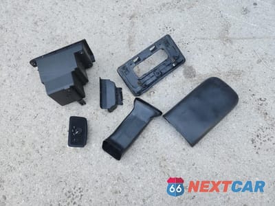 Zdjęcie 13 z 16 samochodu: 2005 GMC ENVOY VIN:1GKDT13S452159678 - miniatura