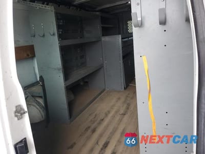 Zdjęcie 10 z 13 samochodu: 2013 CHEV EXPRESS G2500 VIN:1GCWGFCA3D1194391 - miniatura