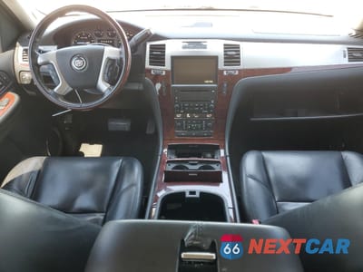 Zdjęcie 8 z 13 samochodu: 2008 CADILLAC ESCALADE LUXURY VIN:1GYFK63818R108508 - miniatura