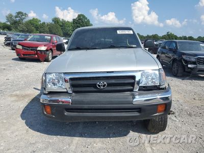 Piąte zdjęcie samochodu w środku: 2000 TOYOTA TACOMA XTRACAB VIN:5TEWN72N2YZ690570 - miniatura