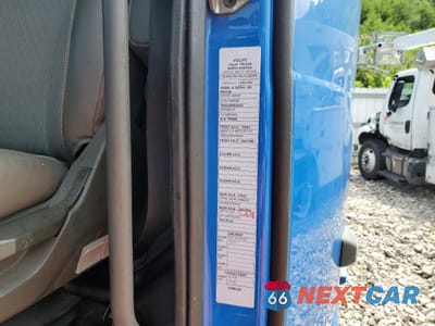 Zdjęcie 10 z 10 samochodu: 2020 VOLVO VN VNL VIN:4V4NC9EH4LN225856 - miniatura