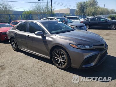 Czwarte zdjęcie samochodu z boku: 2024 TOYOTA CAMRY SE NIGHT SHADE VIN:4T1G11AK7RU850307 - miniatura