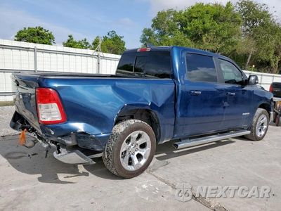 Trzecie zdjęcie samochodu z tyłu: 2020 RAM 1500 BIG HORN/LONE STAR VIN:1C6RREFT4LN180206 - miniatura