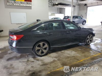 Trzecie zdjęcie samochodu z tyłu: 2018 HONDA ACCORD TOURING VIN:1HGCV1F9XJA141715 - miniatura