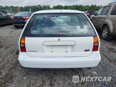 Zdjęcie 6 z 12 samochodu: 1998 FORD ESCORT SE VIN:3FAFP15P6WR241044 - miniatura