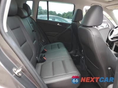 Zdjęcie 11 z 13 samochodu: 2016 VOLKSWAGEN TIGUAN S VIN:WVGBV7AX5GW564549 - miniatura