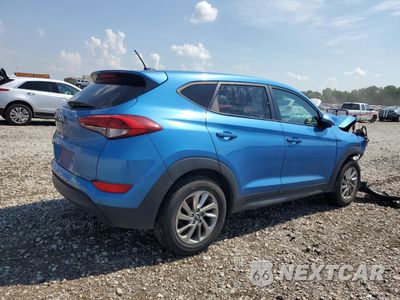 Trzecie zdjęcie samochodu z tyłu: 2016 HYUNDAI TUCSON SE VIN:KM8J23A49GU120265 - miniatura