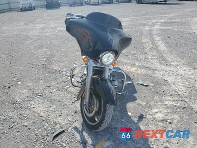 Drugie zdjęcie samochodu z przodu: 2011 HARLEY-DAVIDSON FLHX VIN:1HD1KBM13BB670760 - miniatura
