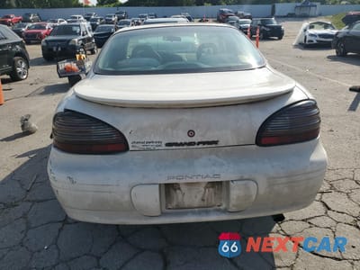 Zdjęcie 6 z 14 samochodu: 2002 PONTIAC GRAND PRIX SE VIN:1G2WK52J82F279953 - miniatura