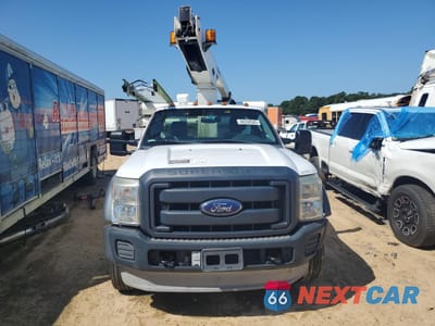 Piąte zdjęcie samochodu w środku: 2013 FORD F450 SUPER DUTY VIN:1FDUF4GY1DEA87415 - miniatura