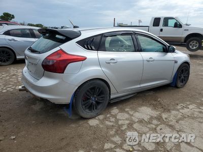 Trzecie zdjęcie samochodu z tyłu: 2012 FORD FOCUS SEL VIN:1FAHP3M24CL278923 - miniatura