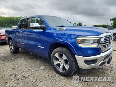 Czwarte zdjęcie samochodu z boku: 2019 RAM 1500 LARAMIE VIN:1C6SRFJTXKN509844 - miniatura