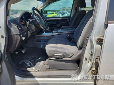 Zdjęcie 7 z 13 samochodu: 2008 NISSAN ARMADA SE VIN:5N1AA08D08N610709 - miniatura