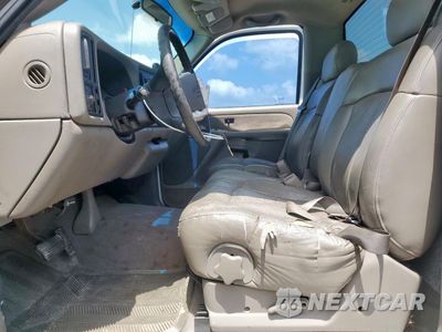 Zdjęcie 7 z 12 samochodu: 2000 CHEVROLET SILVERADO C1500 VIN:1GCEC14T5YZ223939 - miniatura