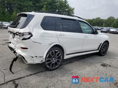 Trzecie zdjęcie samochodu z tyłu: 2023 BMW X7 XDRIVE40I VIN:5UX23EM09P9R84972 - miniatura