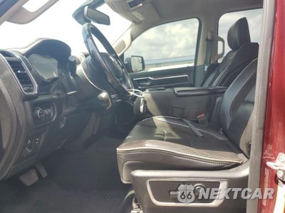 Zdjęcie 7 z 13 samochodu: 2019 RAM 1500 LARAMIE VIN:1C6SRFRT9KN765235 - miniatura