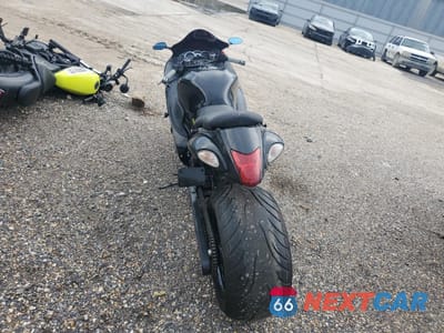 Czwarte zdjęcie samochodu z boku: 2016 SUZUKI GSX1300 RA VIN:JS1GX72B7G2100042 - miniatura