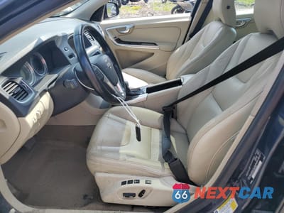 Zdjęcie 7 z 12 samochodu: 2013 VOLVO S60 T5 VIN:YV1612FH1D2177595 - miniatura