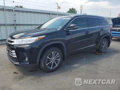 2018 TOYOTA HIGHLANDER SE 5TDKZRFH7JS533705 - główne zdjęcie licytacji z USA - miniatura