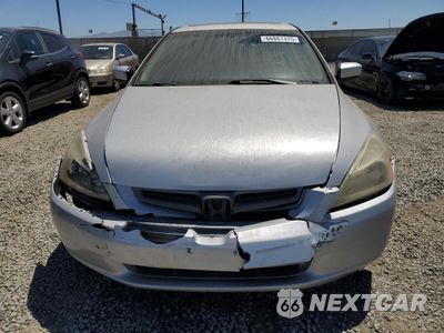 Piąte zdjęcie samochodu w środku: 2004 HONDA ACCORD EX VIN:1HGCM66554A094191 - miniatura