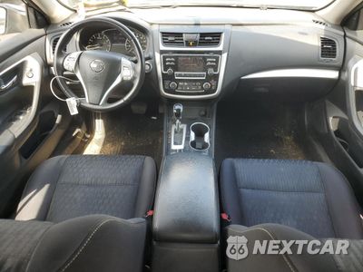 Zdjęcie 8 z 15 samochodu: 2018 NISSAN ALTIMA 2.5 VIN:1N4AL3AP4JC212236 - miniatura