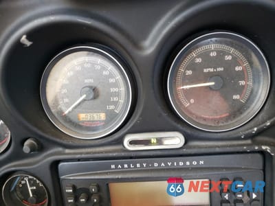 Zdjęcie 7 z 9 samochodu: 2006 HARLEY-DAVIDSON FLHTCUI VIN:1HD1FCW106Y706138 - miniatura