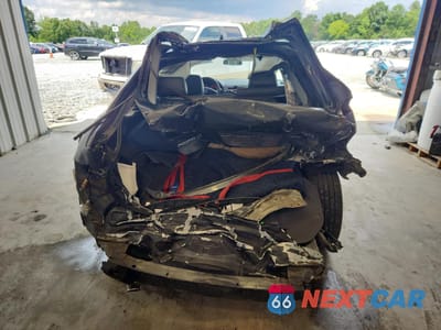 Zdjęcie 6 z 14 samochodu: 2004 MAZDA 6 S VIN:1YVFP84D745N94204 - miniatura