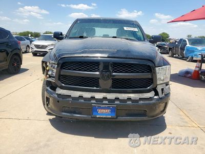 Piąte zdjęcie samochodu w środku: 2018 RAM 1500 SLT VIN:1C6RR6LT9JS216903 - miniatura