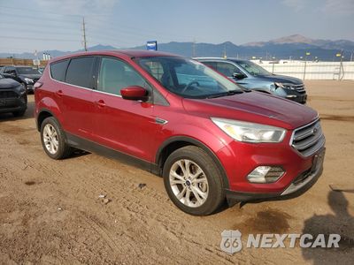 Czwarte zdjęcie samochodu z boku: 2017 FORD ESCAPE SE VIN:1FMCU9GD4HUC79497 - miniatura