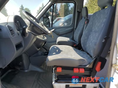 Zdjęcie 7 z 12 samochodu: 2006 DODGE SPRINTER 2500 VIN:WD0PD644065874323 - miniatura