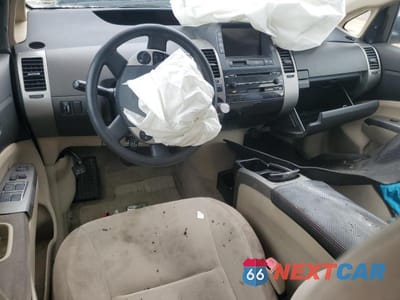 Zdjęcie 8 z 12 samochodu: 2004 TOYOTA PRIUS VIN:JTDKB20U240061454 - miniatura