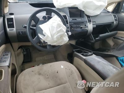 Zdjęcie 8 z 13 samochodu: 2004 TOYOTA PRIUS VIN:JTDKB20U240061454 - miniatura