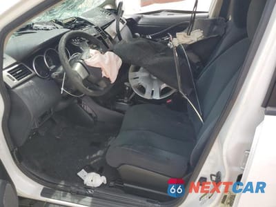 Zdjęcie 7 z 12 samochodu: 2011 NISSAN VERSA VIN:3N1BC1CP5BL512196 - miniatura