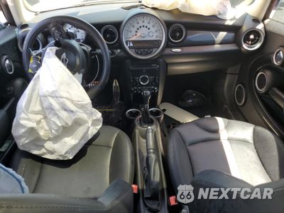 Zdjęcie 8 z 13 samochodu: 2013 MINI COOPER S VIN:WMWSV3C55DT388895 - miniatura