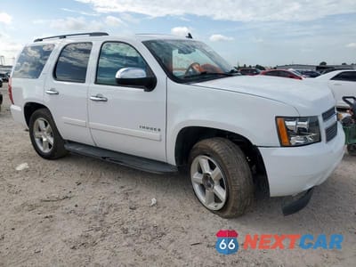 Czwarte zdjęcie samochodu z boku: 2008 CHEVROLET TAHOE C1500 VIN:1GNFC13048R192413 - miniatura