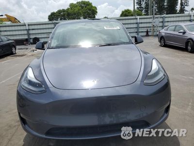 Piąte zdjęcie samochodu w środku: 2023 TESLA MODEL Y VIN:7SAYGDEE3PF842887 - miniatura