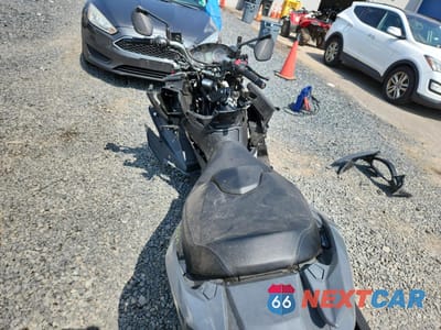 Zdjęcie 6 z 10 samochodu: 2023 SUZUKI GSX-R750 VIN:JS1GR7MA3P7100251 - miniatura