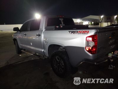 Drugie zdjęcie samochodu z przodu: 2018 TOYOTA TUNDRA CREWMAX SR5 VIN:5TFDY5F17JX776898 - miniatura