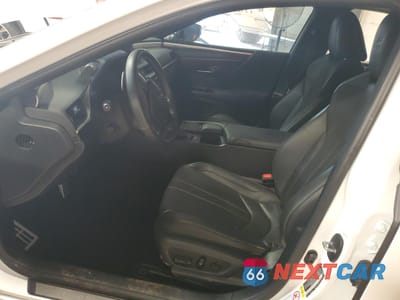 Zdjęcie 7 z 14 samochodu: 2019 LEXUS ES 350 VIN:58ABZ1B18KU026971 - miniatura