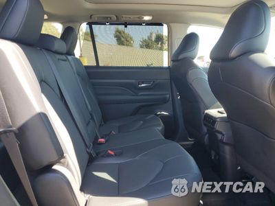 Zdjęcie 11 z 16 samochodu: 2025 TOYOTA GRAND HIGHLANDER LE VIN:5TDAAAB55SS074174 - miniatura