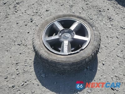 Zdjęcie 12 z 15 samochodu: 2013 CHEVROLET AVALANCHE LTZ VIN:3GNTKGE71DG367388 - miniatura