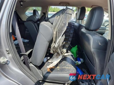 Zdjęcie 11 z 13 samochodu: 2020 MITSUBISHI OUTLANDER SE VIN:JA4AD3A30LZ032721 - miniatura